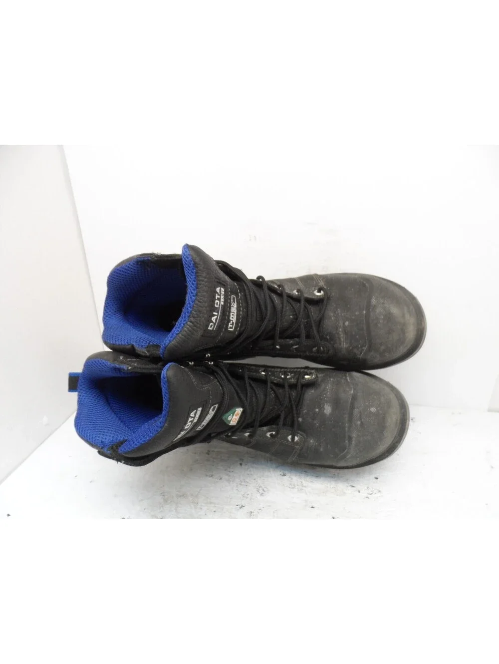 DAKOTA Men's 557 8